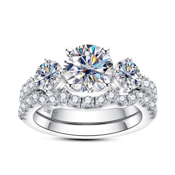 Jewelry - Past Future and Present wedding ring bridal set